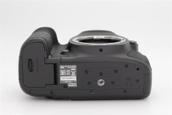 Main Product Image for Canon EOS 5DS Digital SLR Body