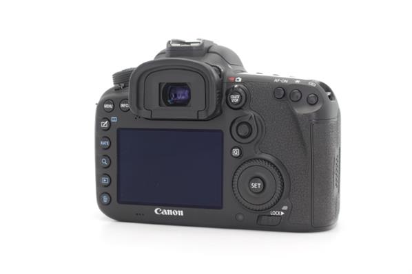 Main Product Image for Canon EOS 7D Mark II Digital SLR Body