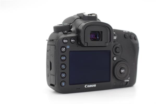 Main Product Image for Canon EOS 7D Mark II Digital SLR Body