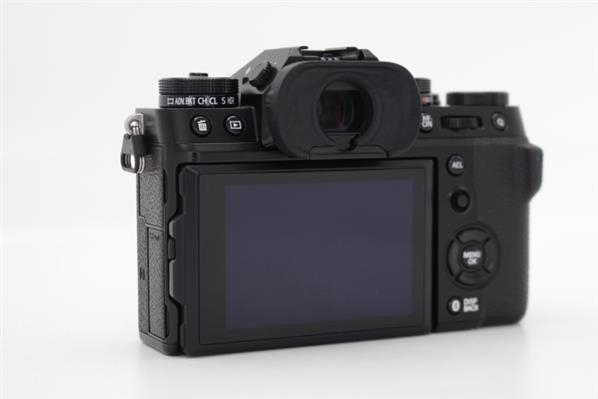 Main Product Image for Fujifilm X-T5 Mirrorless Camera Body in Black