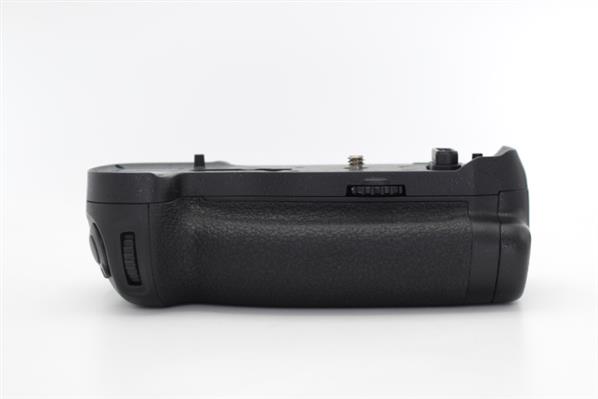 Main Product Image for Nikon MB-D18 Multi-Battery Grip