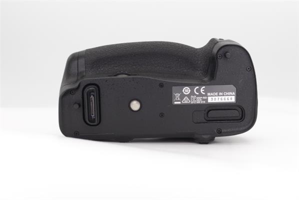 Main Product Image for Nikon MB-D16 Battery Grip for D750