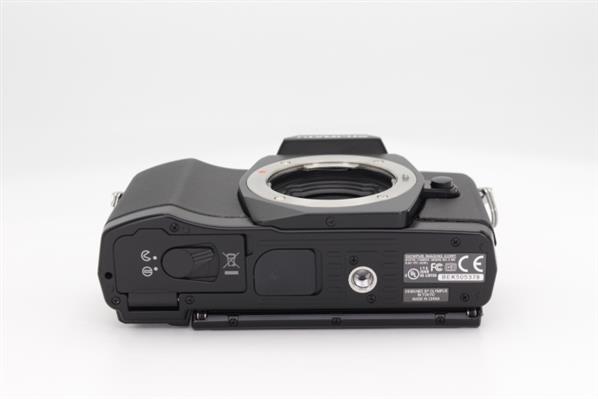 Main Product Image for Olympus OM-D E-M5 Body