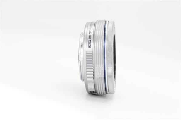 Main Product Image for Olympus M.ZUIKO Digital ED 14-42mm f/3.5-5.6 EZ Lens in Black