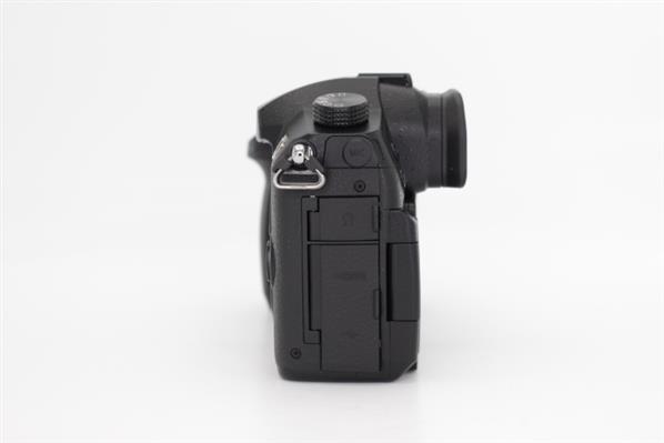 Main Product Image for Panasonic Lumix DC-GH5 Mirrorless Camera Body