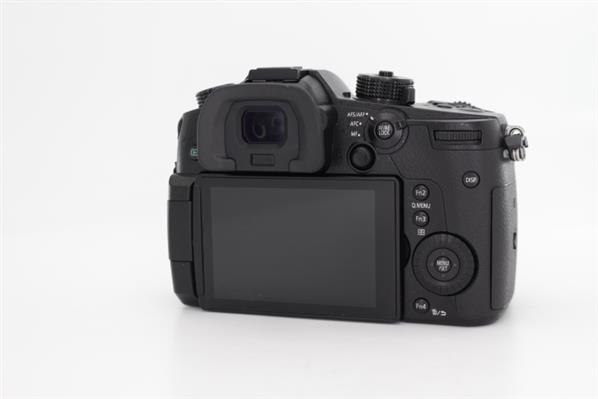 Main Product Image for Panasonic Lumix DC-GH5 Mirrorless Camera Body