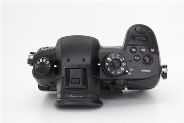 Main Product Image for Panasonic Lumix DC-GH5 Mirrorless Camera Body