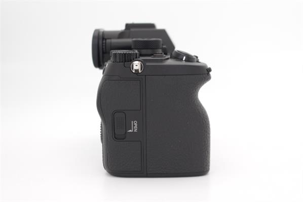 Main Product Image for Sony a7R V Mirrorless Camera Body