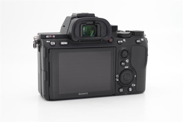 Main Product Image for Sony a7R III Mirrorless Camera Body