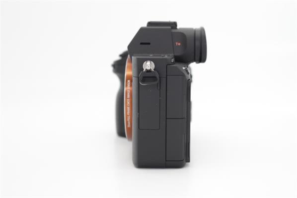 Main Product Image for Sony a7R III Mirrorless Camera Body