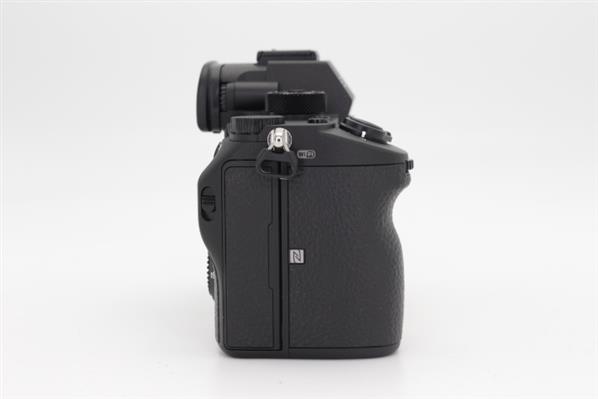 Main Product Image for Sony a7R III A Mirrorless Camera Body